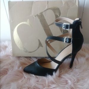 Faux Leather Pointed Toe pump